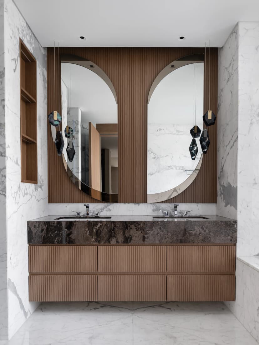 Master bathroom with marble finishes